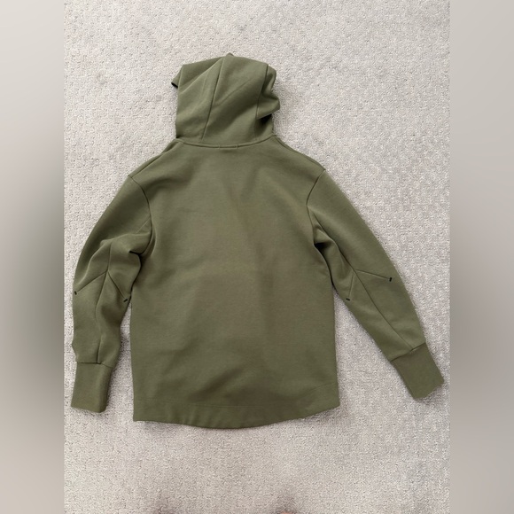 Nike Women’s Sportswear Tech Fleece Essential Full Zip Hoodie in Olive Green - Picture 3 of 13